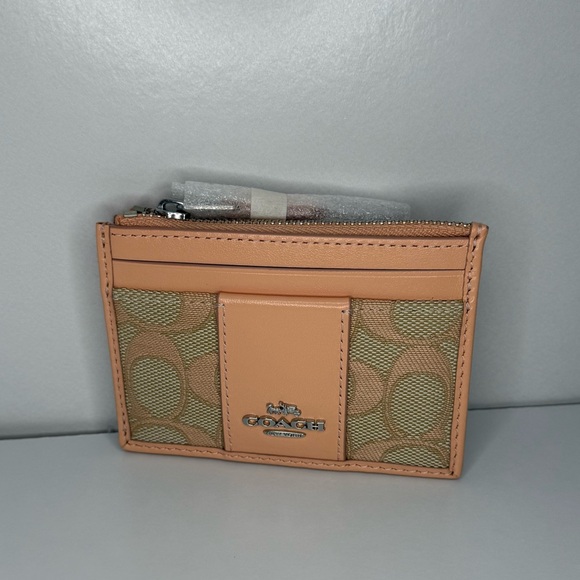 🧡 COACH Zip Card Case 🧡 - Picture 2 of 4